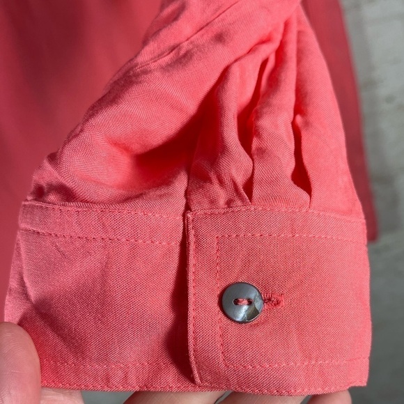 WOMAN WITHIN Apricot Blouse Button Up Front Pockets Tab Sleeves Top Size 14/16 - Picture 4 of 15